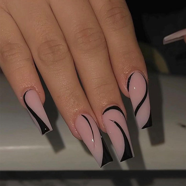Glamouröse Glitzer-Stiletto Press-On Nägel Karnz