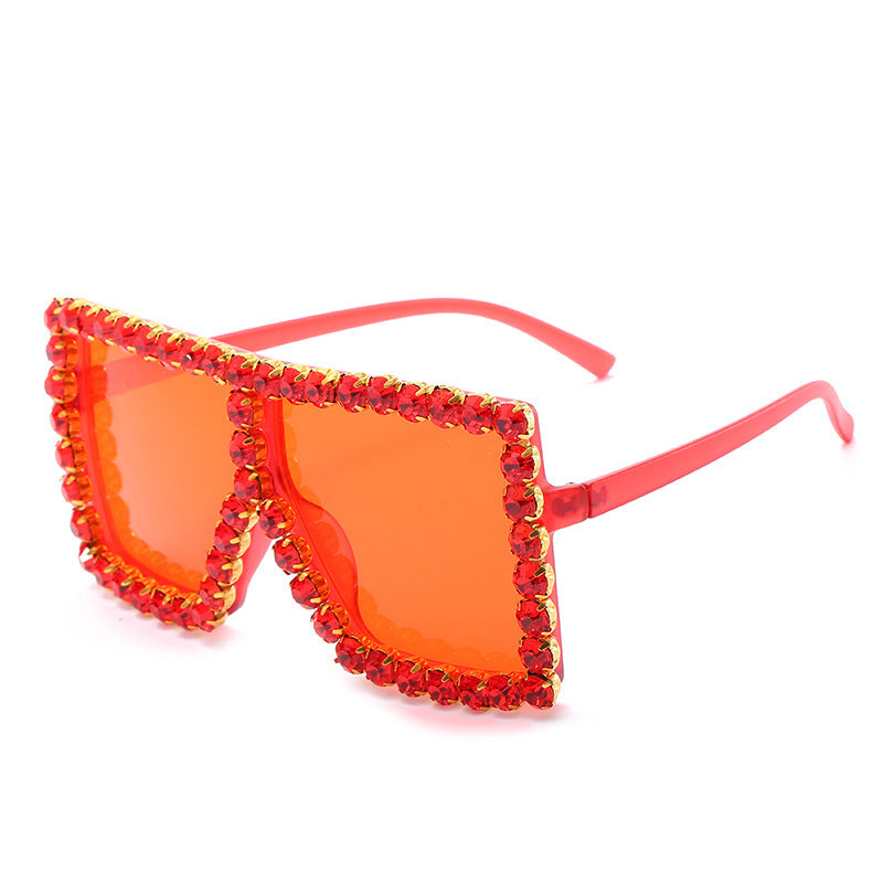 Damen modische Sonnenbrille mit Strassverzierung Karnz