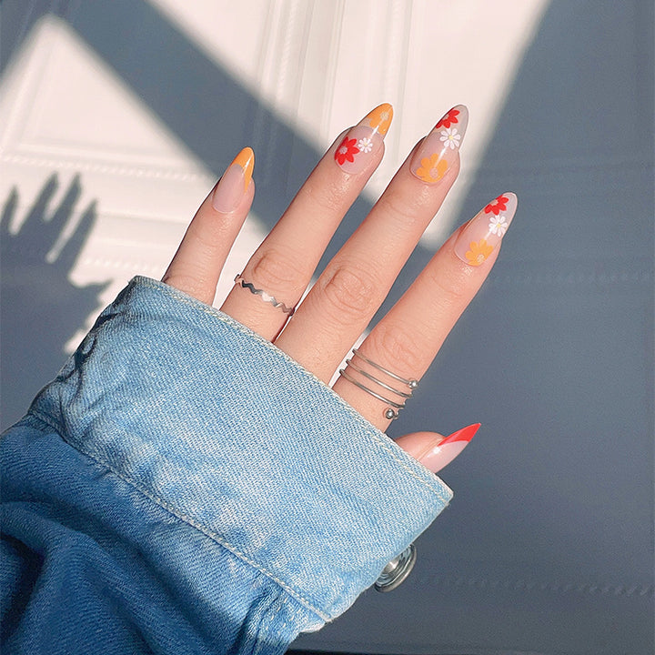 Blumenmuster Press-On Nagelset Karnz
