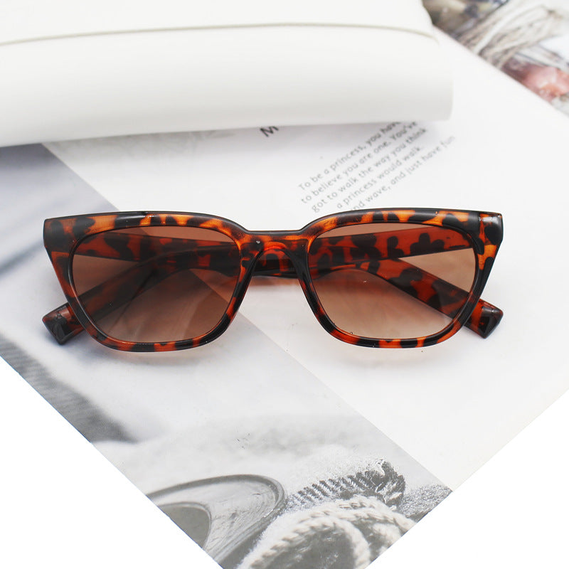 Damen geometrische Designer-Sonnenbrille im modernen Look Karnz