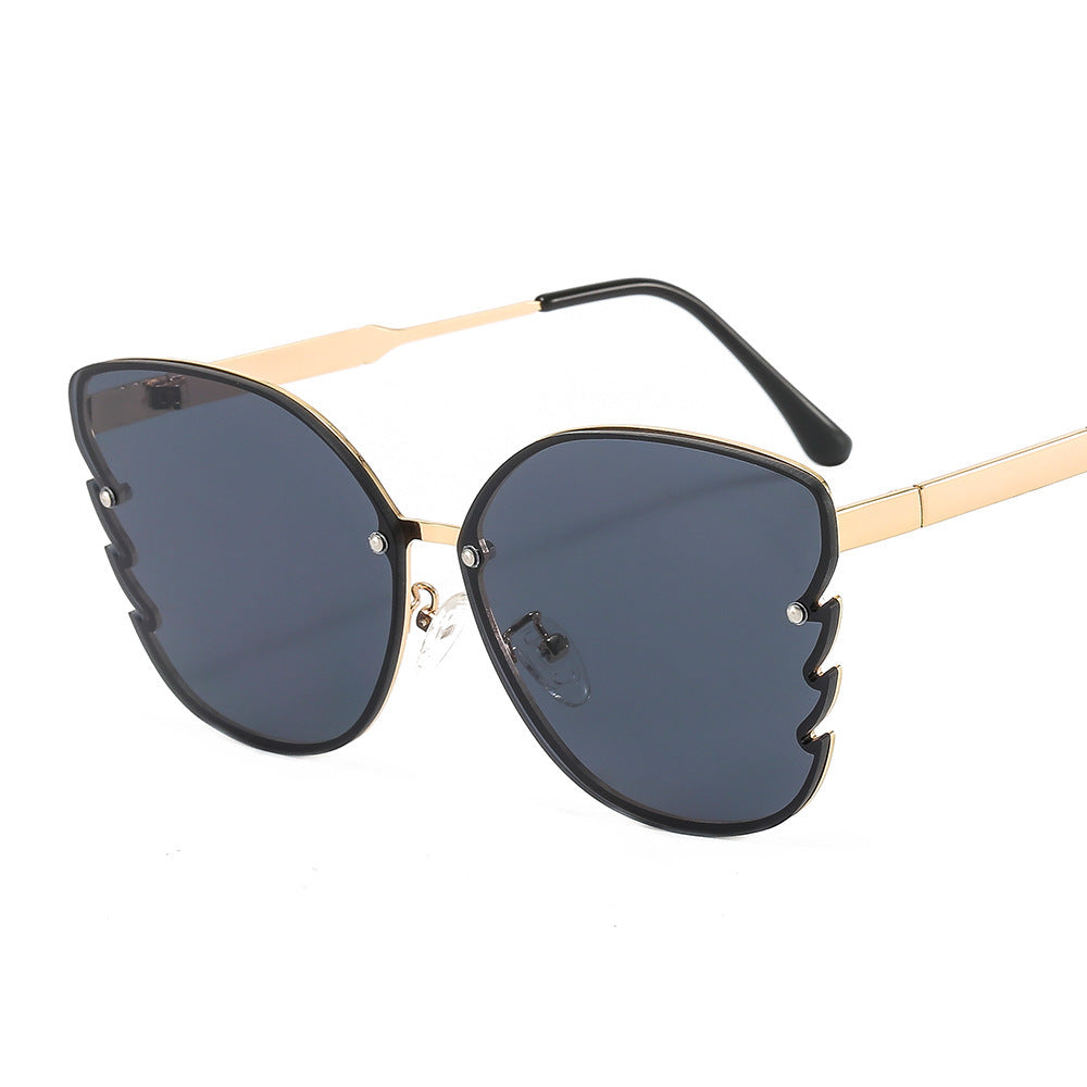 Damen statement Sonnenbrille mit einzigartigem Design und farbverlaufenden Gläsern Karnz