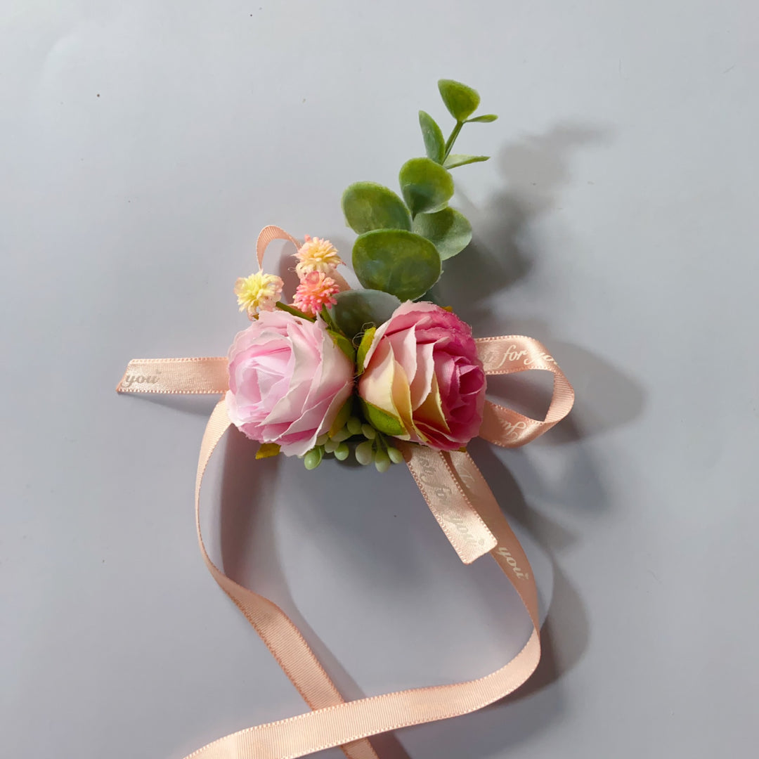 Charmante Floral-Corsage