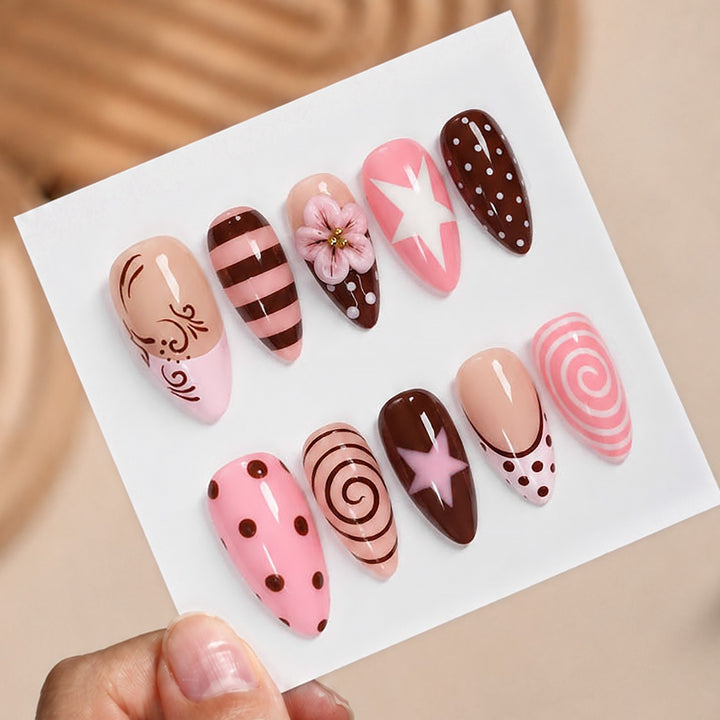 Kunstnagelset mit kreativen Mustern und einzigartigen Designs Karnz