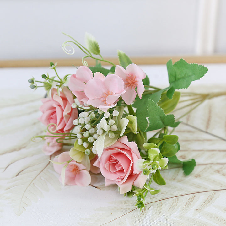 Dekorative Blumenarrangements für die Wohnkultur