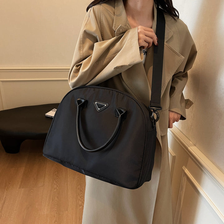 Elegante strukturierte Handtasche Karnz