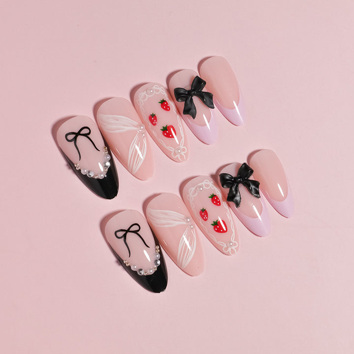Künstlerisches DIY Press-On Nagelset Karnz