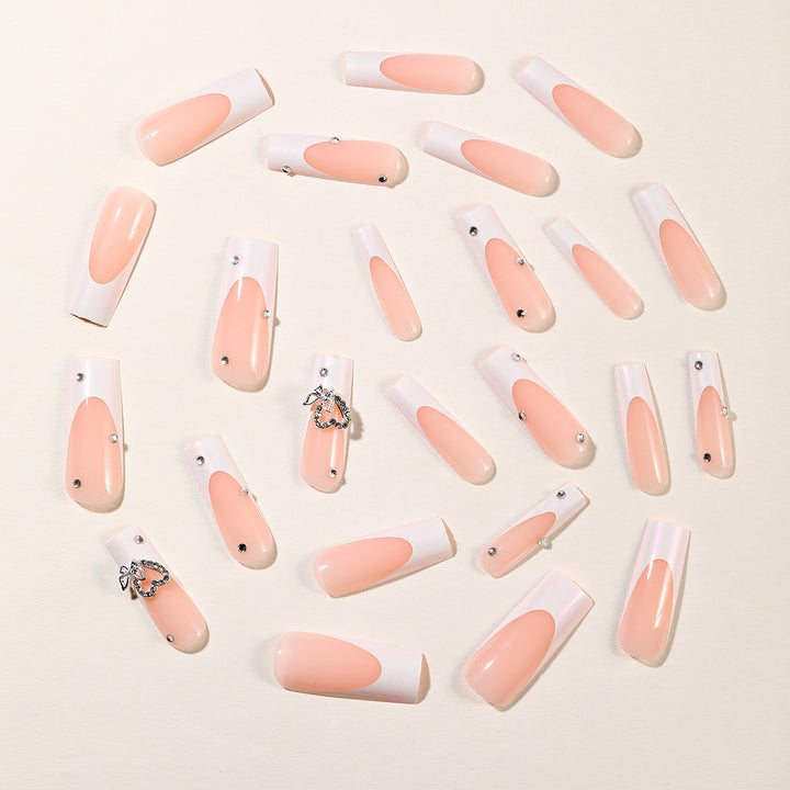 Elegantes 3D Acryl-Nageldesign Karnz