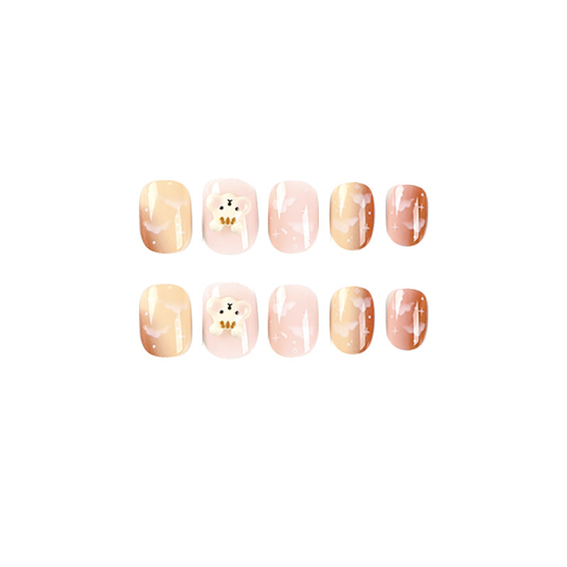Künstliche Nagelkunst mit Wolken-Design Karnz