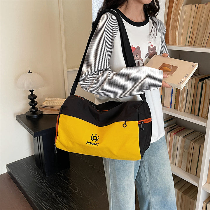 Stylische Multi-Compartment Sporttasche Karnz
