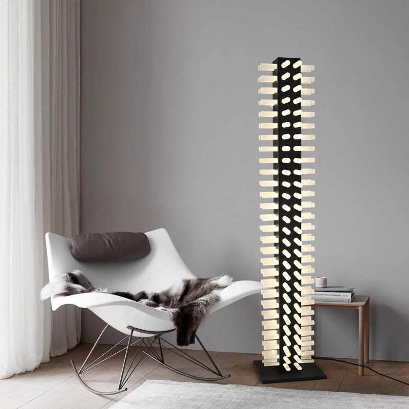 Skulpturale LED Stehlampe