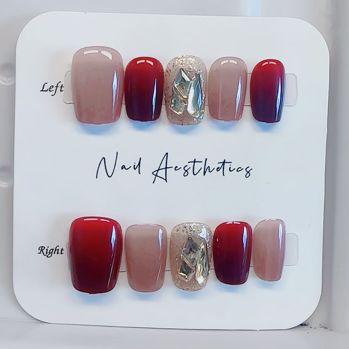 Elegantes Press-On-Nageldesign Karnz