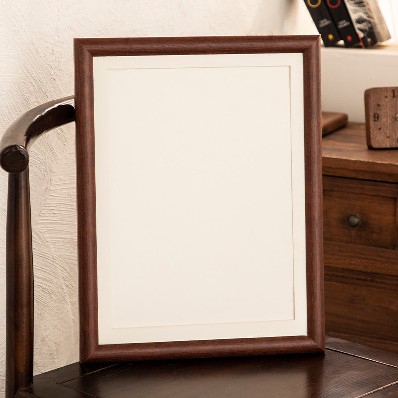 Minimalistischer Fotoanzeige-Rahmen