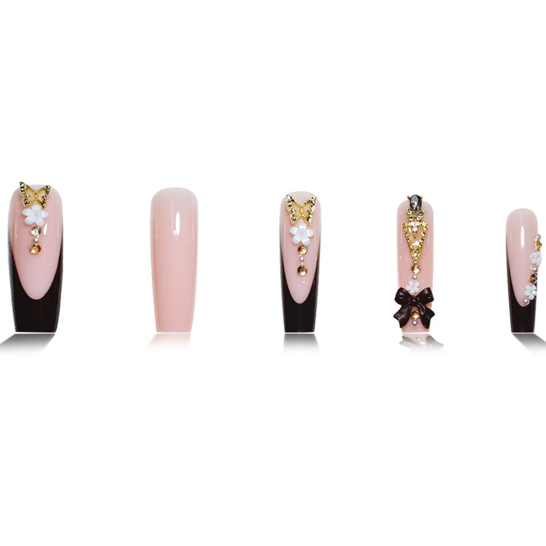 Luxuriöse 3D-Blumen Press-On Nagelkunst Karnz