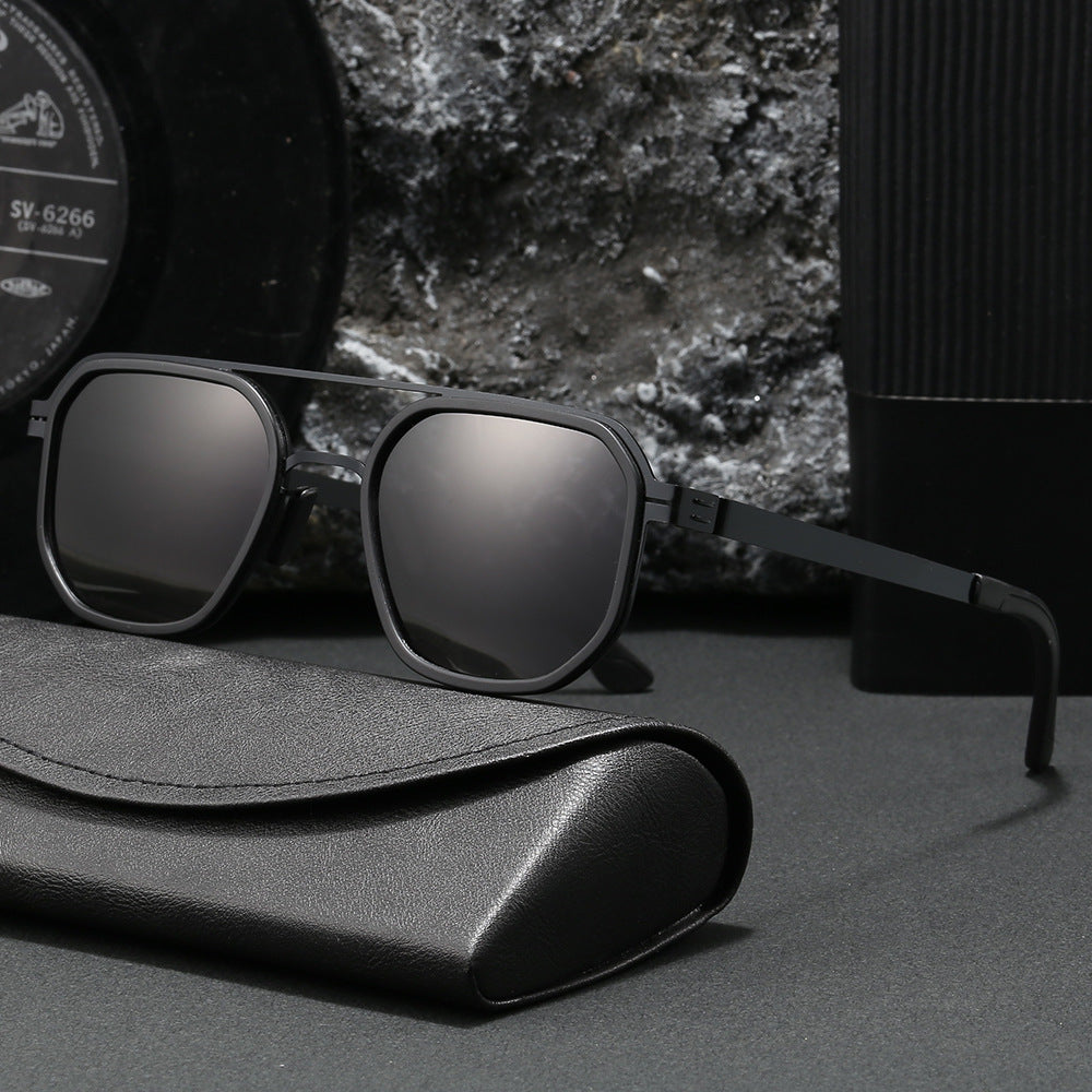 Damen modische Sonnenbrille im modernen stilvollen Design Karnz