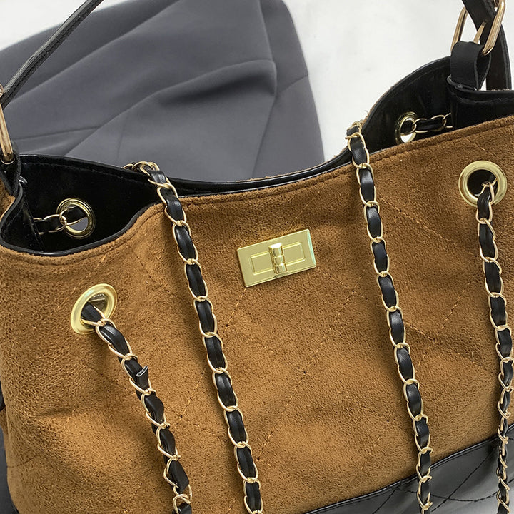 Gepolsterte Wildleder-Shopper-Tasche