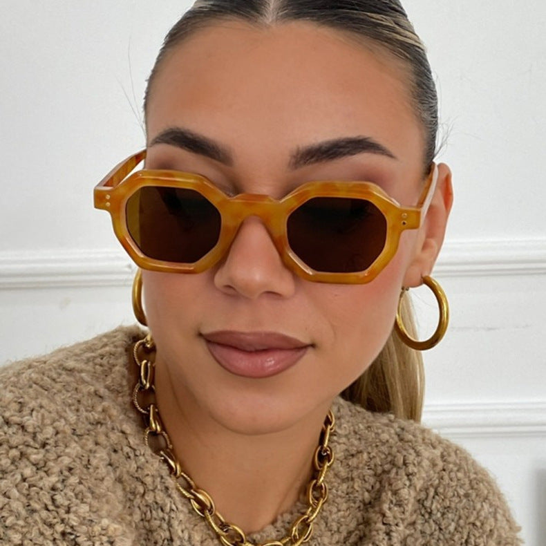 Damen oktagonale Sonnenbrille mit modischem Muster und UV-Schutz Karnz