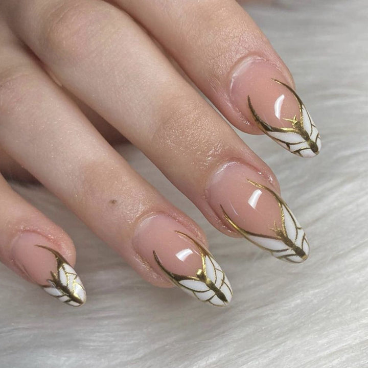 Dekorative Stiletto Druck-Nagelkunst Karnz