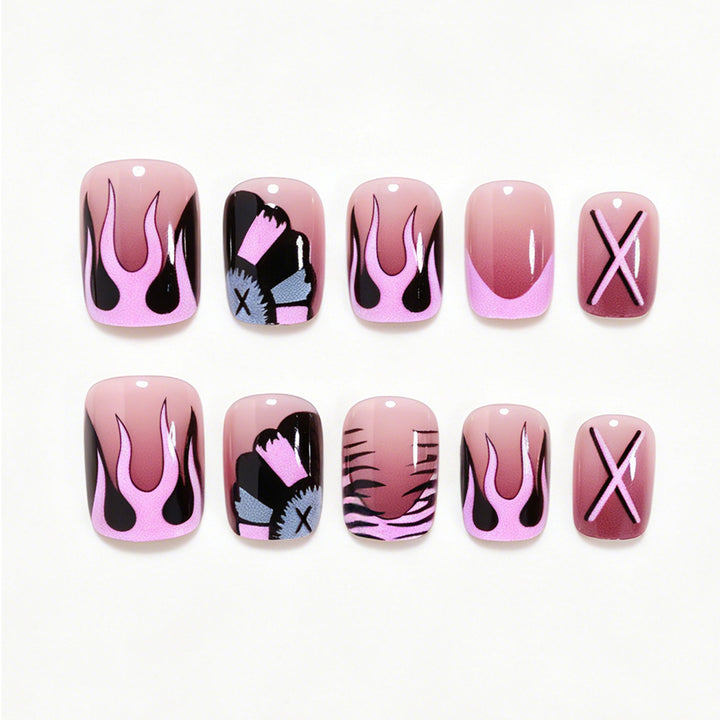 Künstlerische lange Nageldesign-Spitzen mit einzigartigen Mustern Karnz
