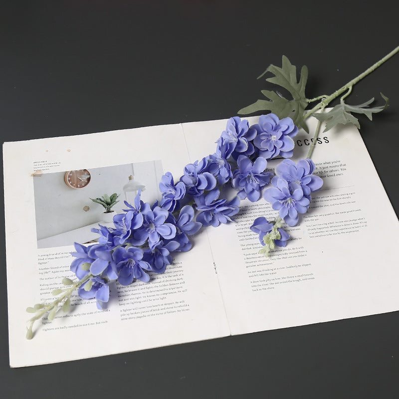 Realistischer künstlicher Blumenstängel