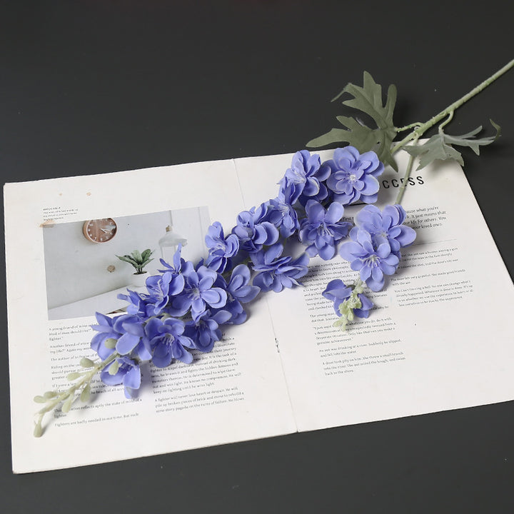 Realistischer künstlicher Blumenstängel