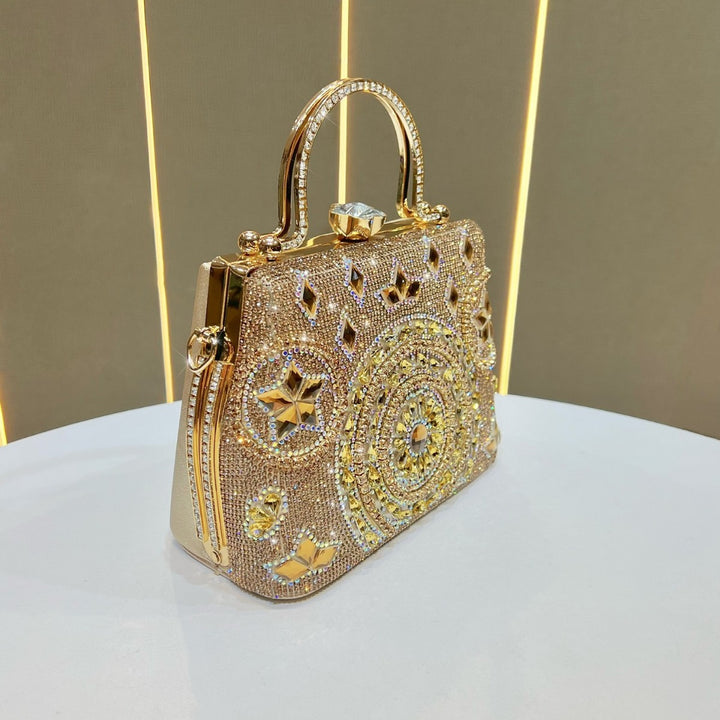 Kristallverzierte Abendclutch