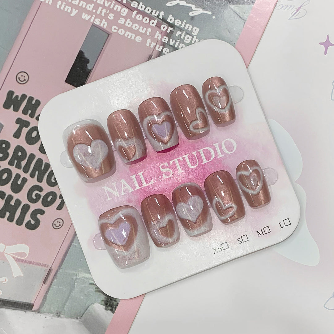 Künstliche Nagelspitzen im Herz-Design Karnz