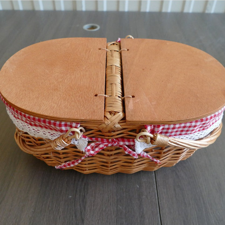 Damen Picknickkorb mit praktischem Holzdeckel und stilvollem Innenfutter Karnz