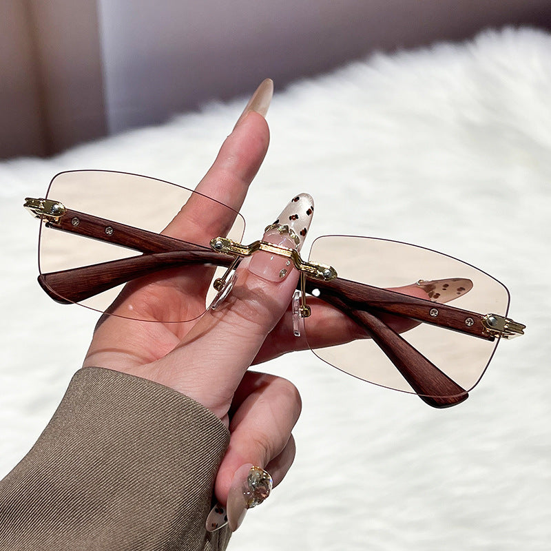 Damen extravagante modische Sonnenbrille mit innovativem Rahmen Karnz