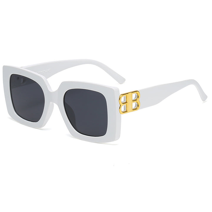 Damen oversized Sonnenbrille mit elegantem Design und luxuriösen Details Karnz