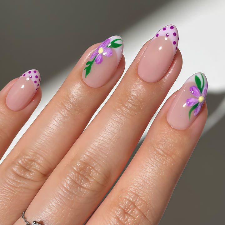Künstlerisches Floral Design Press-On Nägel Karnz