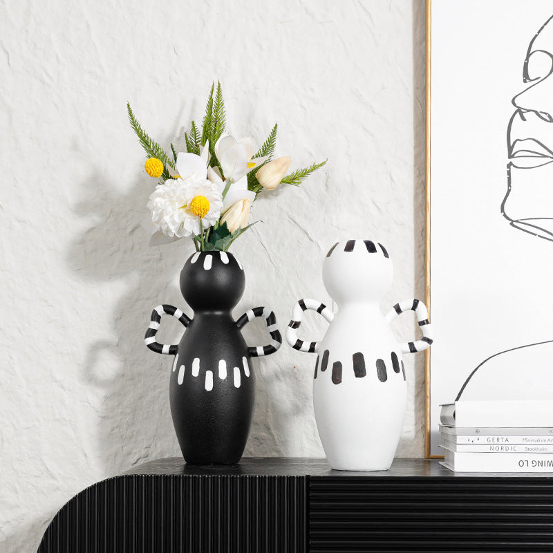 Abstrakte Skulpturale Blumenvasen