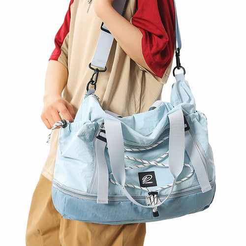 Sportliche leichte Reisetasche Karnz