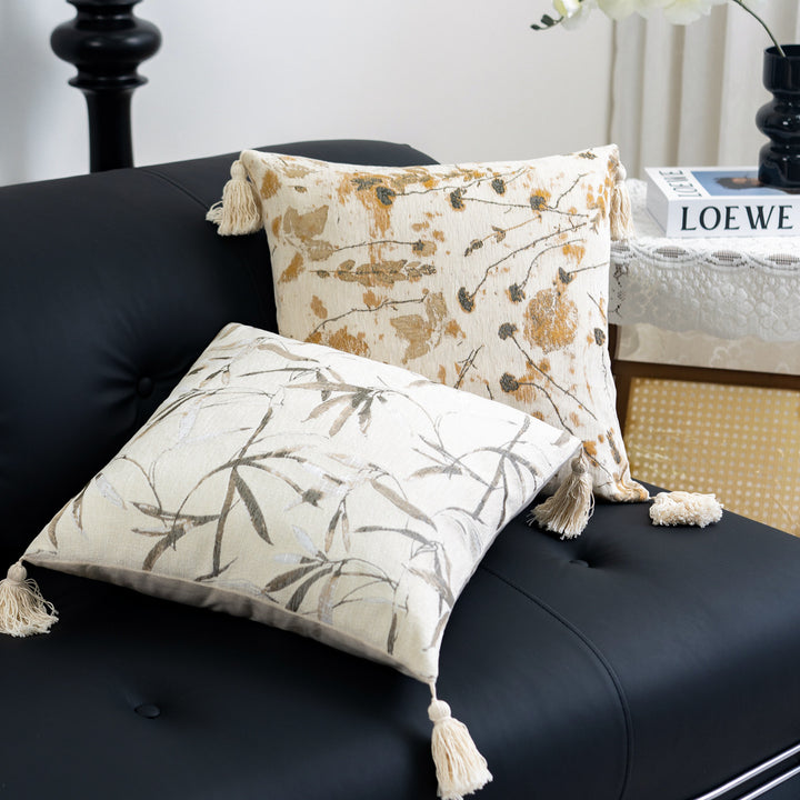 Luxuriöser Sofa- und Bettschmuck
