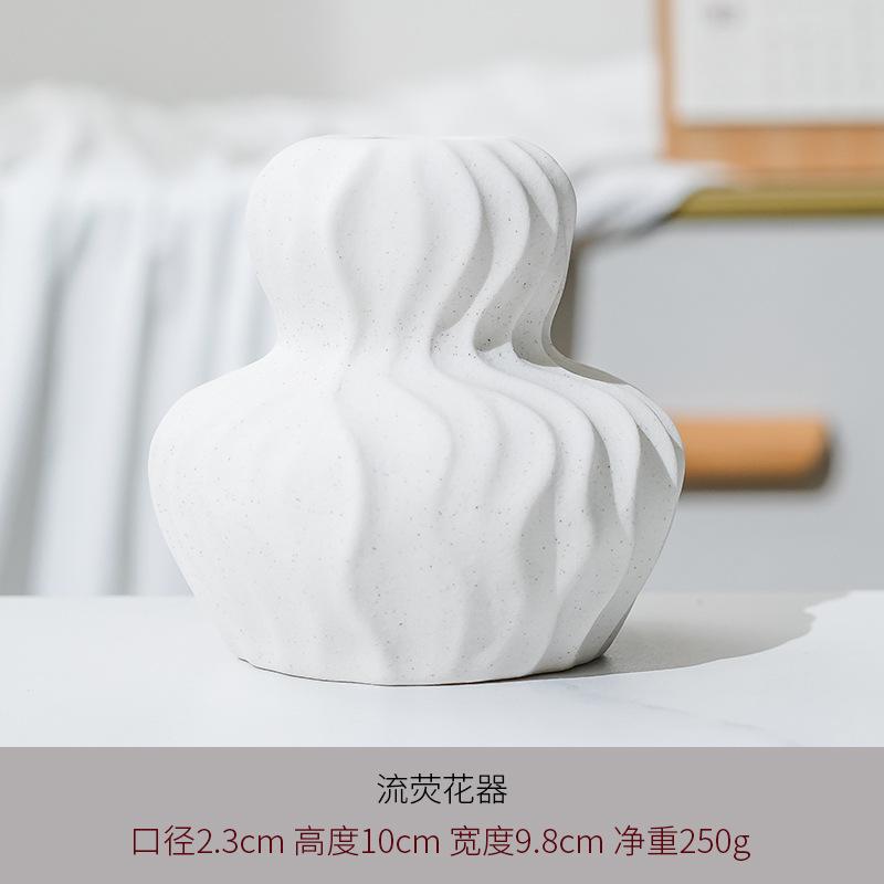 Elegante Texturierte Keramische Blumenvase