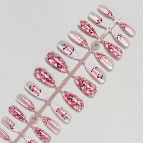Kirschblüten Inspirierter Press-On Nail Set Karnz