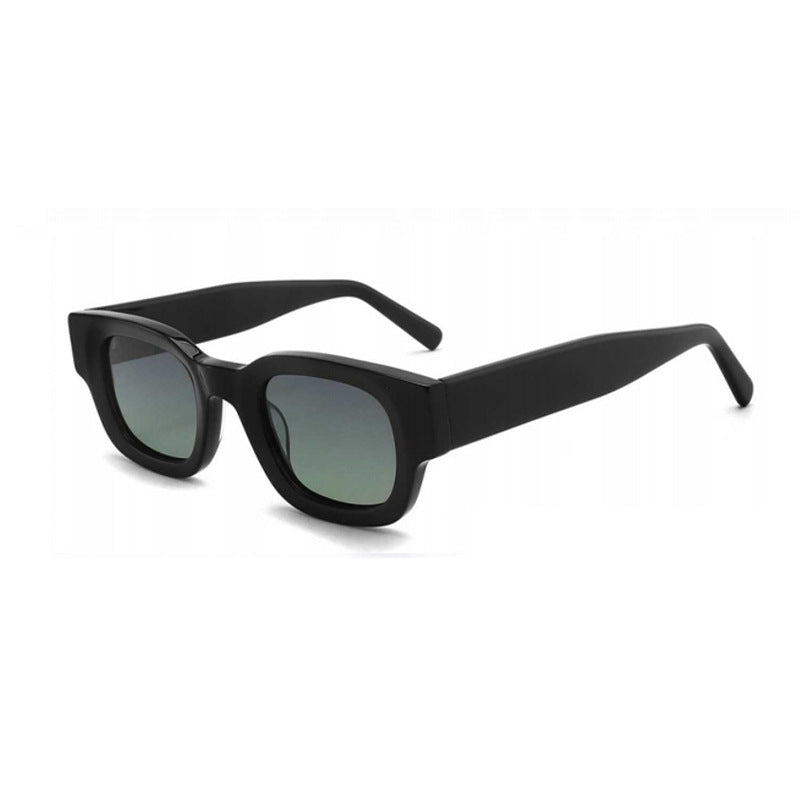 Damen Oversize Sonnenbrille mit robustem Kunststoffrahmen und UV-Schutz Karnz