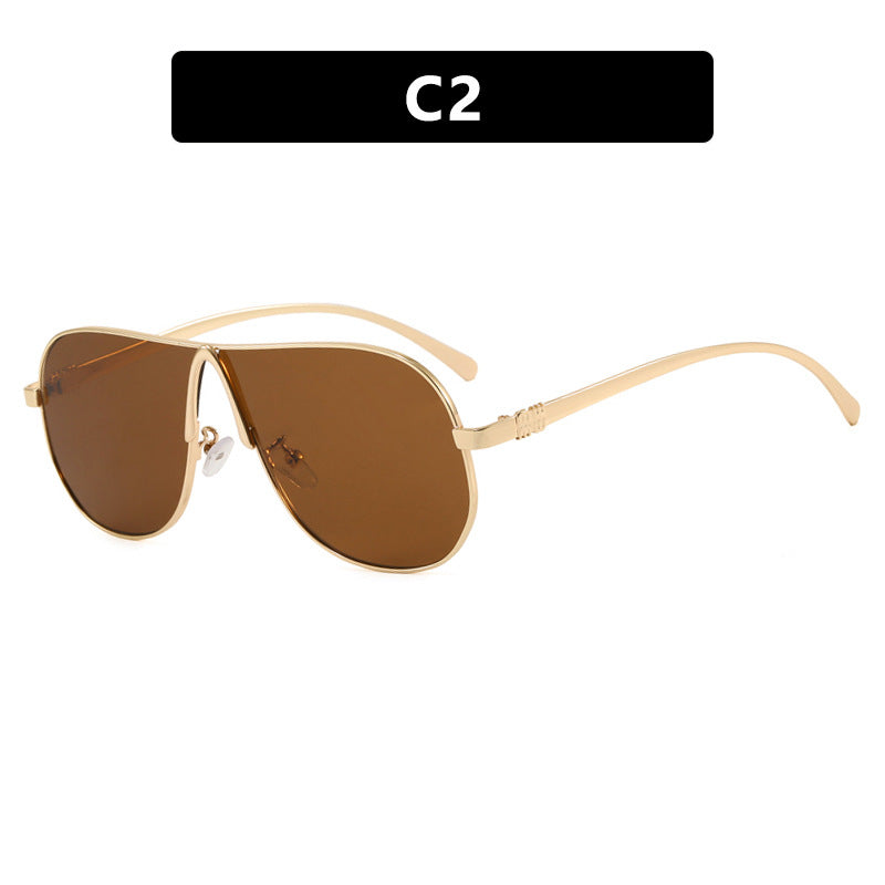 Damen oversized Sonnenbrille mit modernem Design Karnz