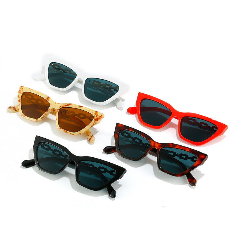 Damen Cat-Eye Sonnenbrille mit modernem Kettenrahmen Karnz