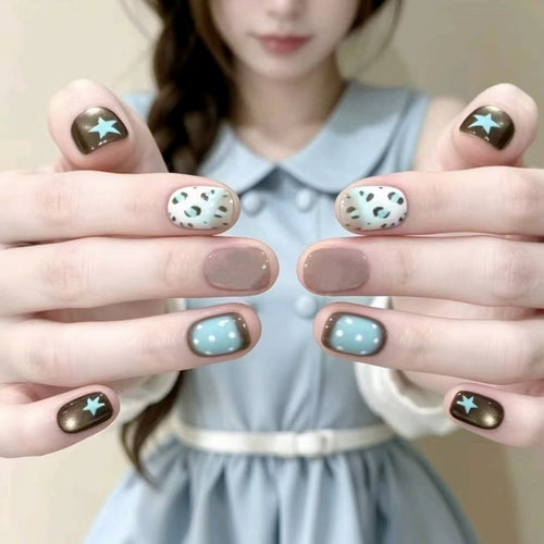 Trendige Grafik Nagelkunst Set Karnz