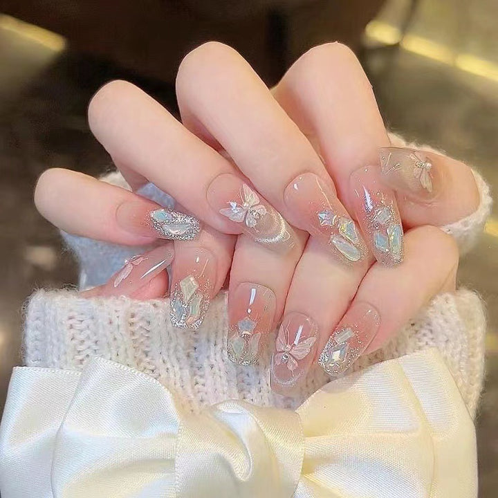 Elegante dekorative Press-On Nail Set Karnz