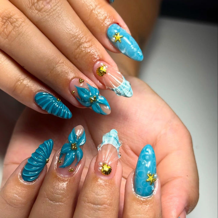 Künstlerisches Acrylnagelkunstdesign Karnz