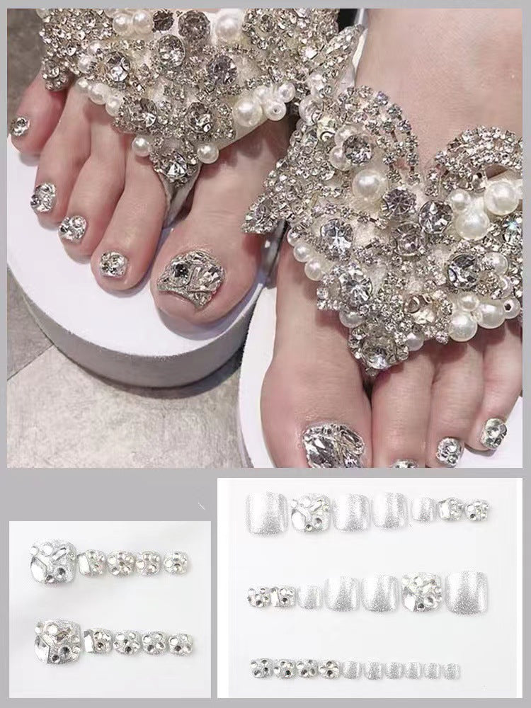 Glamouröse Flip-Flops mit Strass und Perlen Karnz