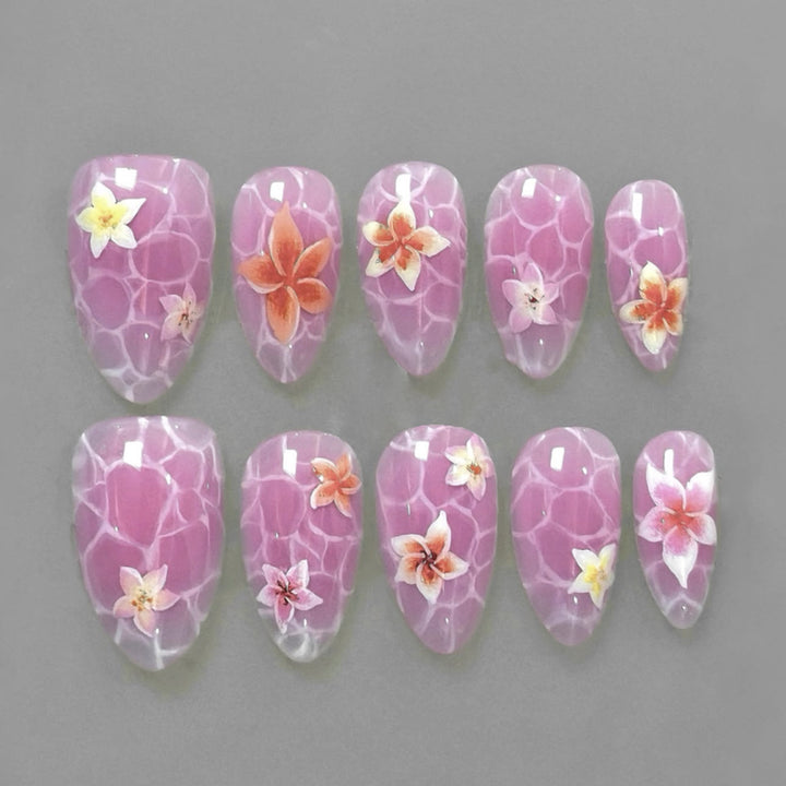 Kunstvolle Drucknägel mit floralem Design Karnz