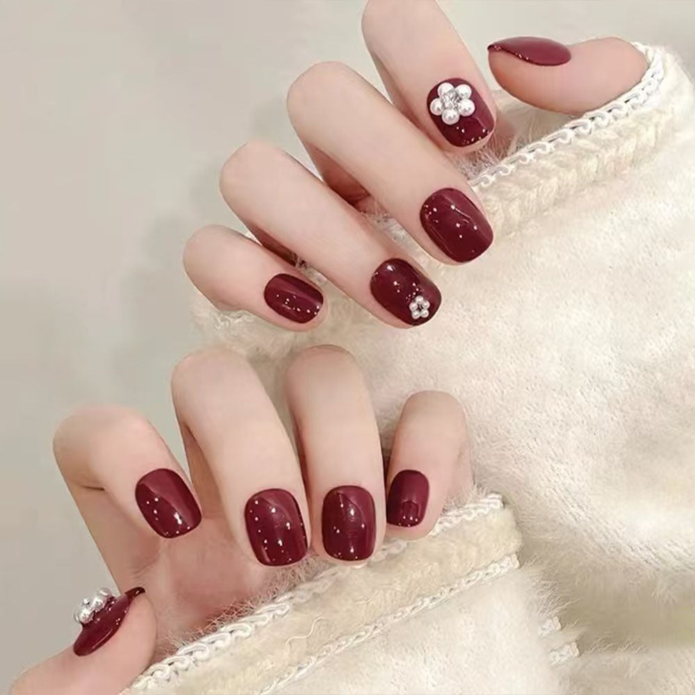 Elegante Nagelpflege Karnz