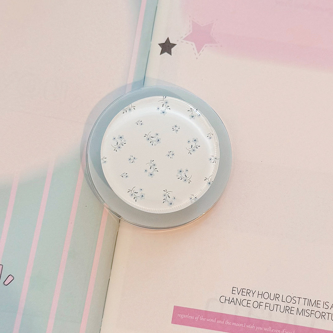 Eleganter und funktionaler Untersetzer mit floralem Design Karnz