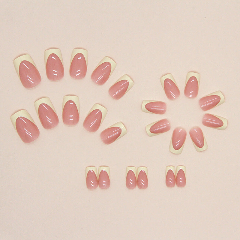 Elegante französische Spitze Nagelkunst Verlängerungen Karnz