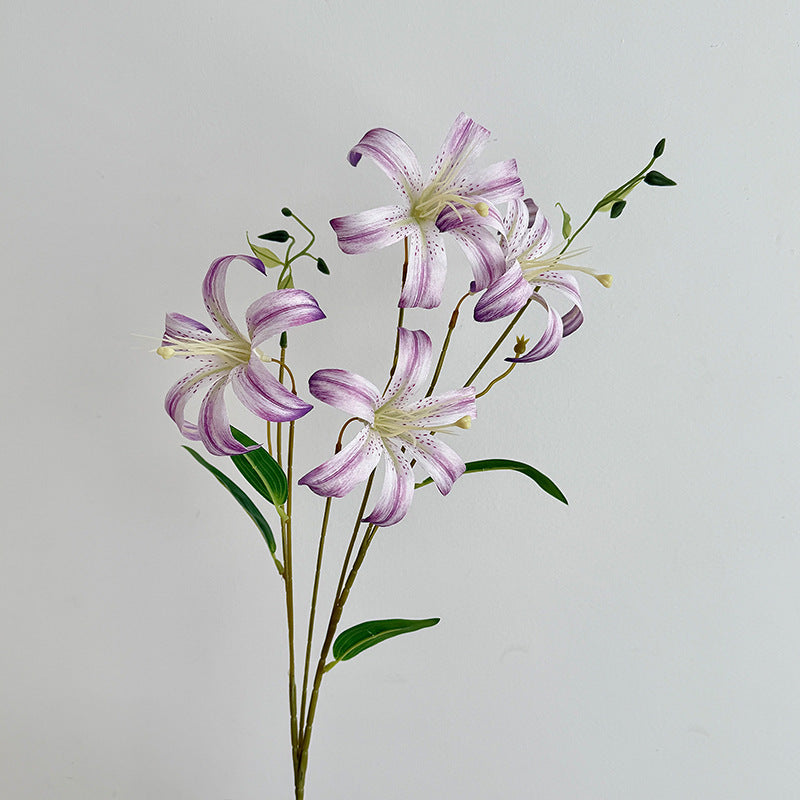 Künstlicher Lilienstrauß mit detailverliebten Blüten Karnz