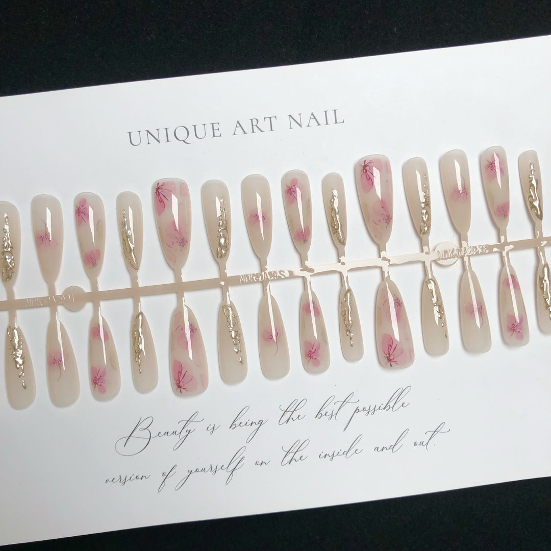 Elegantes Floral Acryl Druck-Nagel-Set