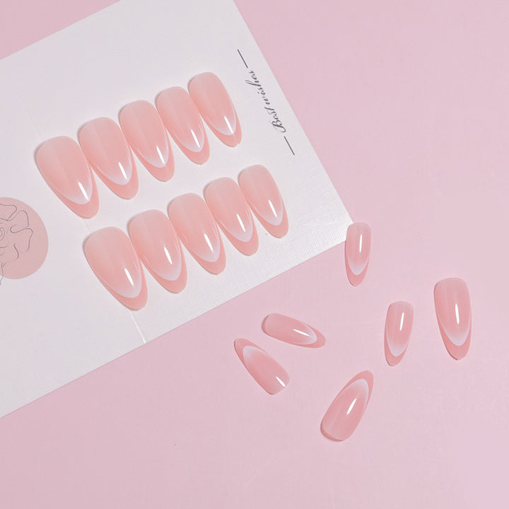 Künstlerisches glattes Press-On Nagelset Karnz
