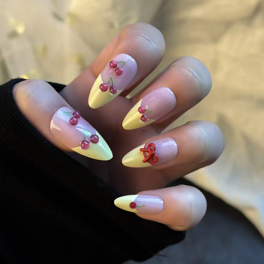 Natürlicher Floral Press-On Nagelset Karnz